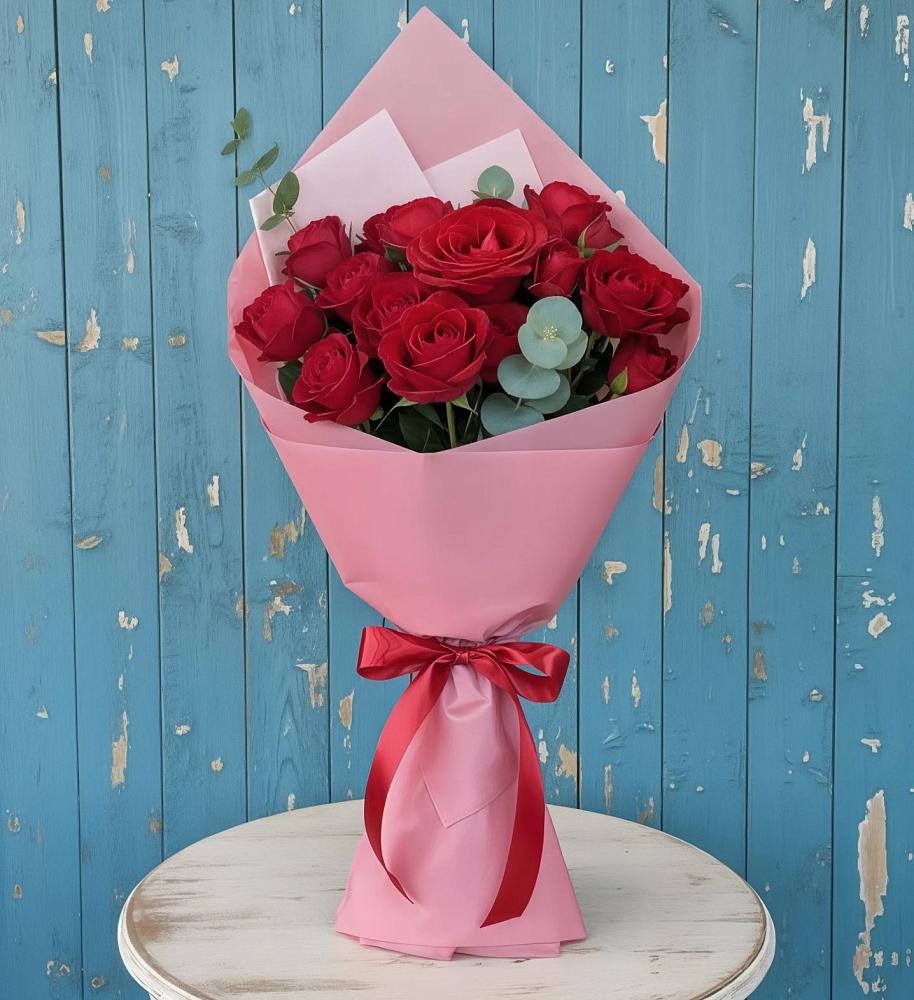 Букет красный бархат в Междуреченске Букет цветов из: Розы в Междуреченске