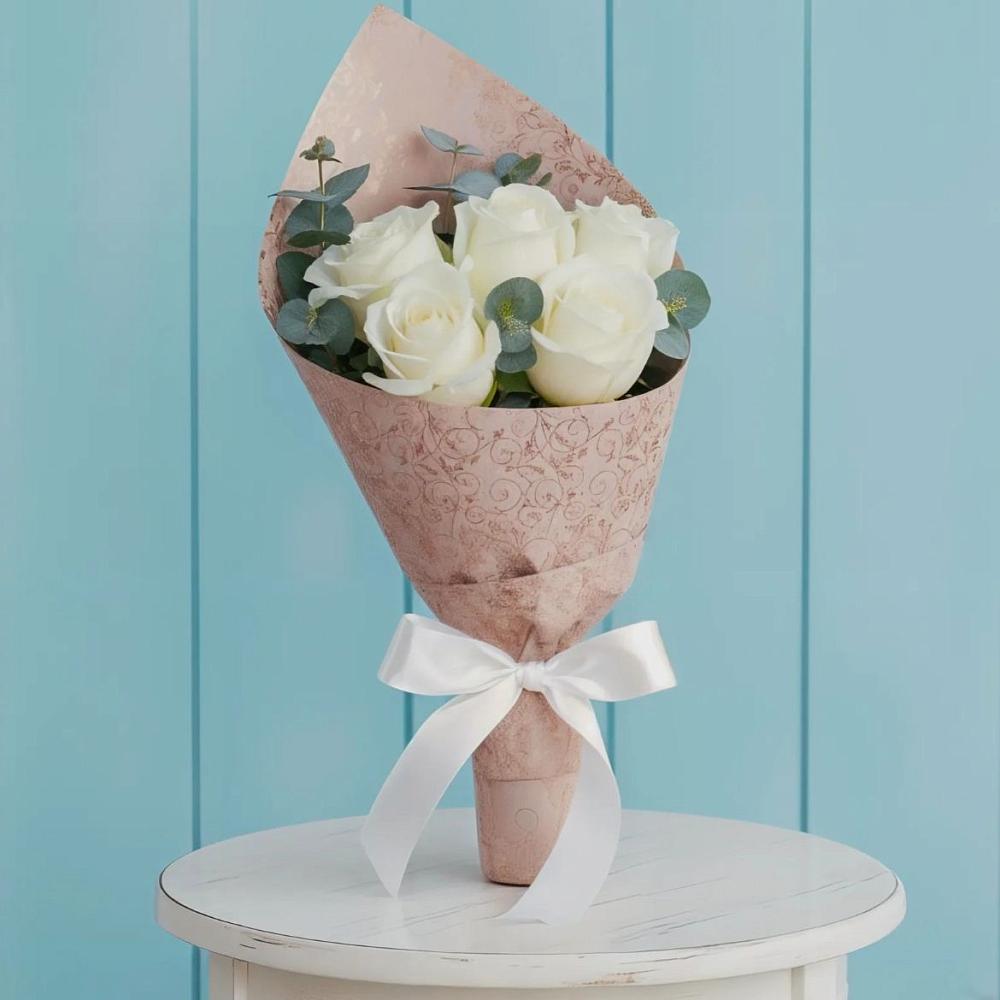 Букет контраст в Междуреченске Букет цветов из: Розы в Междуреченске