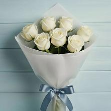 7 Белых роз Эдлесс Лав в Междуреченске Букет 7 Белых роз Эдлесс Лав в Междуреченске