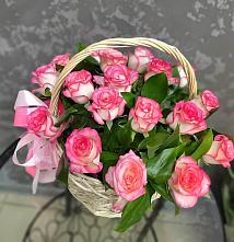 Цветочная композиция из Розы в корзине #REPLACE_PRED# Междуреченске
