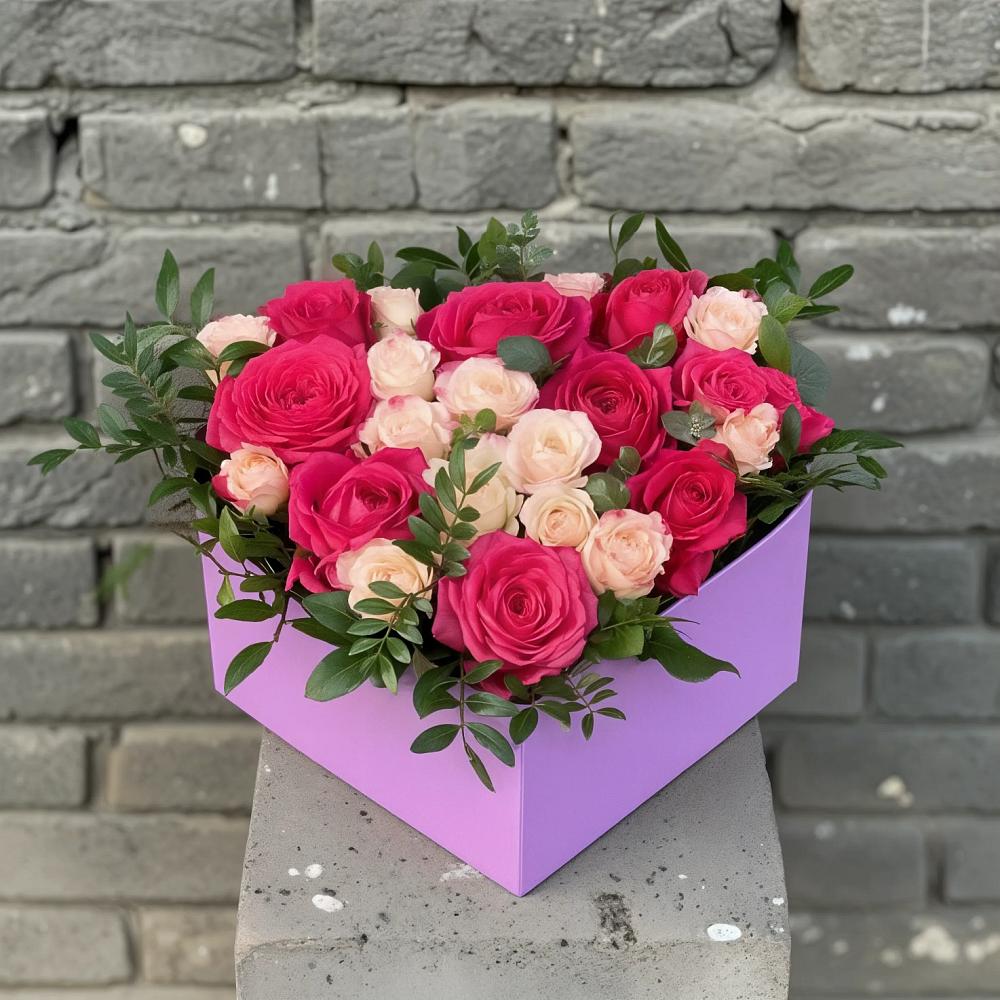Композиция моя любовь в Междуреченске Цветочная композиция из Розы в коробке в Междуреченске