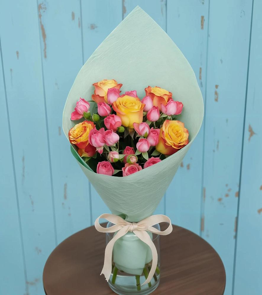 Букет Отличное настроение в Междуреченске Букет цветов из: Розы в Междуреченске