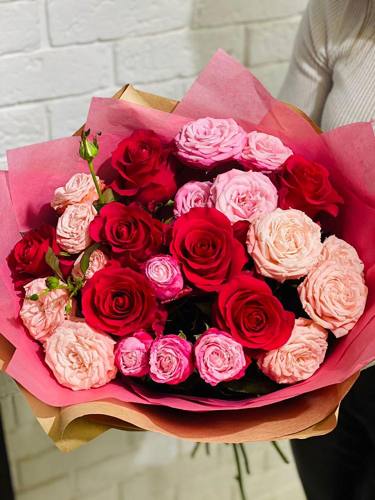 Букет Великолепный в Междуреченске Букет цветов из: Розы в Междуреченске