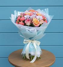 Букет Счастливые мгновение в Междуреченске Букет цветов из:  Хризантемы и Розы в Междуреченске