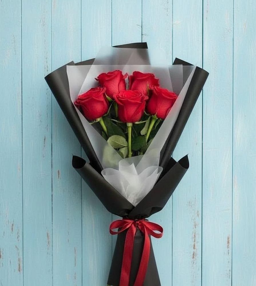 Букет в ритме города в Междуреченске Букет цветов из: Розы в Междуреченске